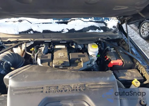 2021 Ram 2500 Big Horn 4X4 6'4 Box z USA, uszkodzony, nr VIN 3C6UR5DL5MG603673